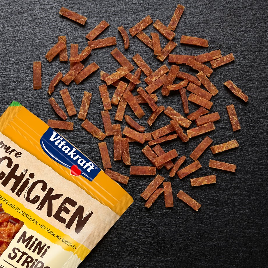 Packshot Vitakraft Produkt Pure Chicken Mini Strips f&uuml;r Hunde 